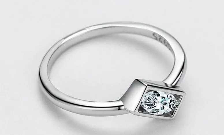 Dazzling Clear Rectangle Silver Ring