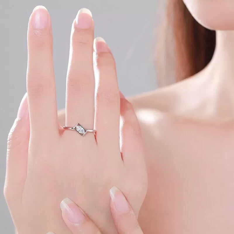 Dazzling Clear Rectangle Silver Ring