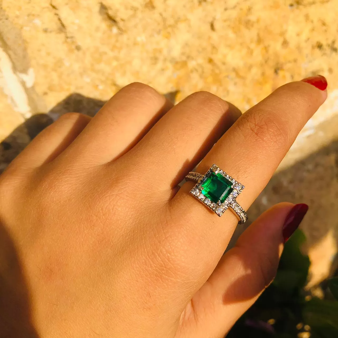 Emerald Sign Square cut ring (925 Sterling Silver)