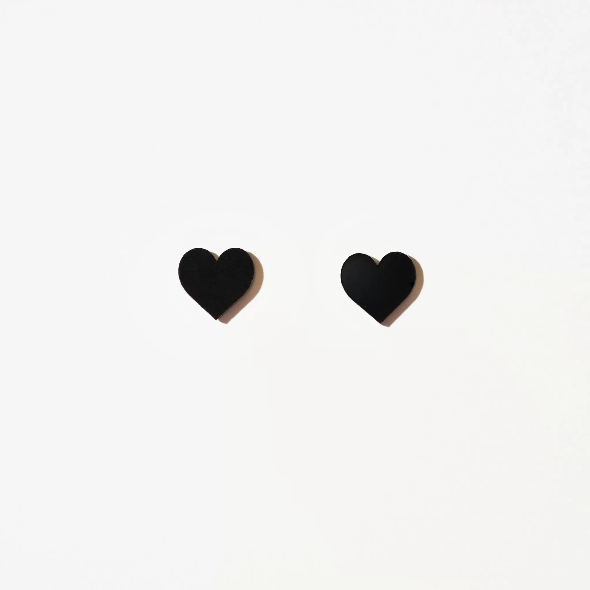 Heart Stud Earrings - Black