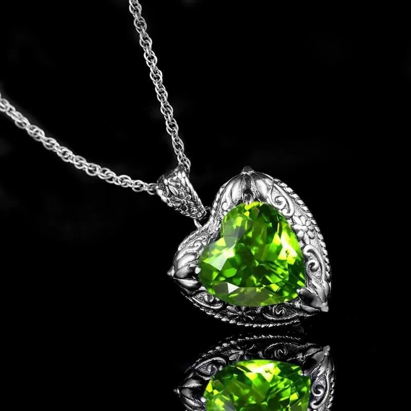 Lovely Heart Shaped Olivine Peridot Crystal Pendant Necklace - 925 Sterling Silver