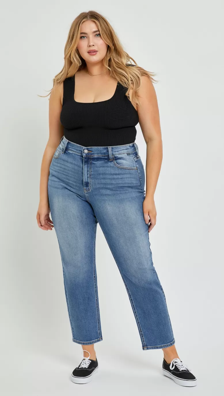 Luke High Rise Mom Jean in Medium Wash