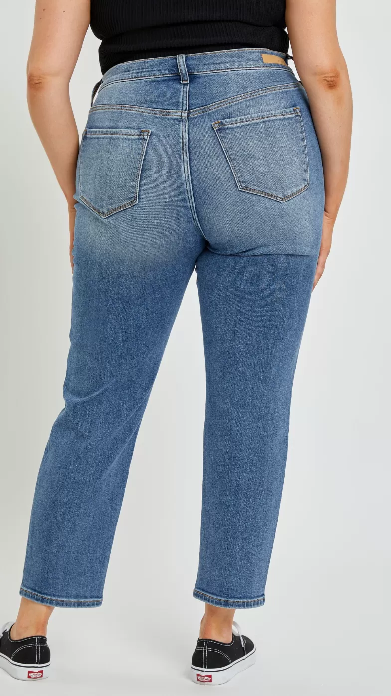 Luke High Rise Mom Jean in Medium Wash