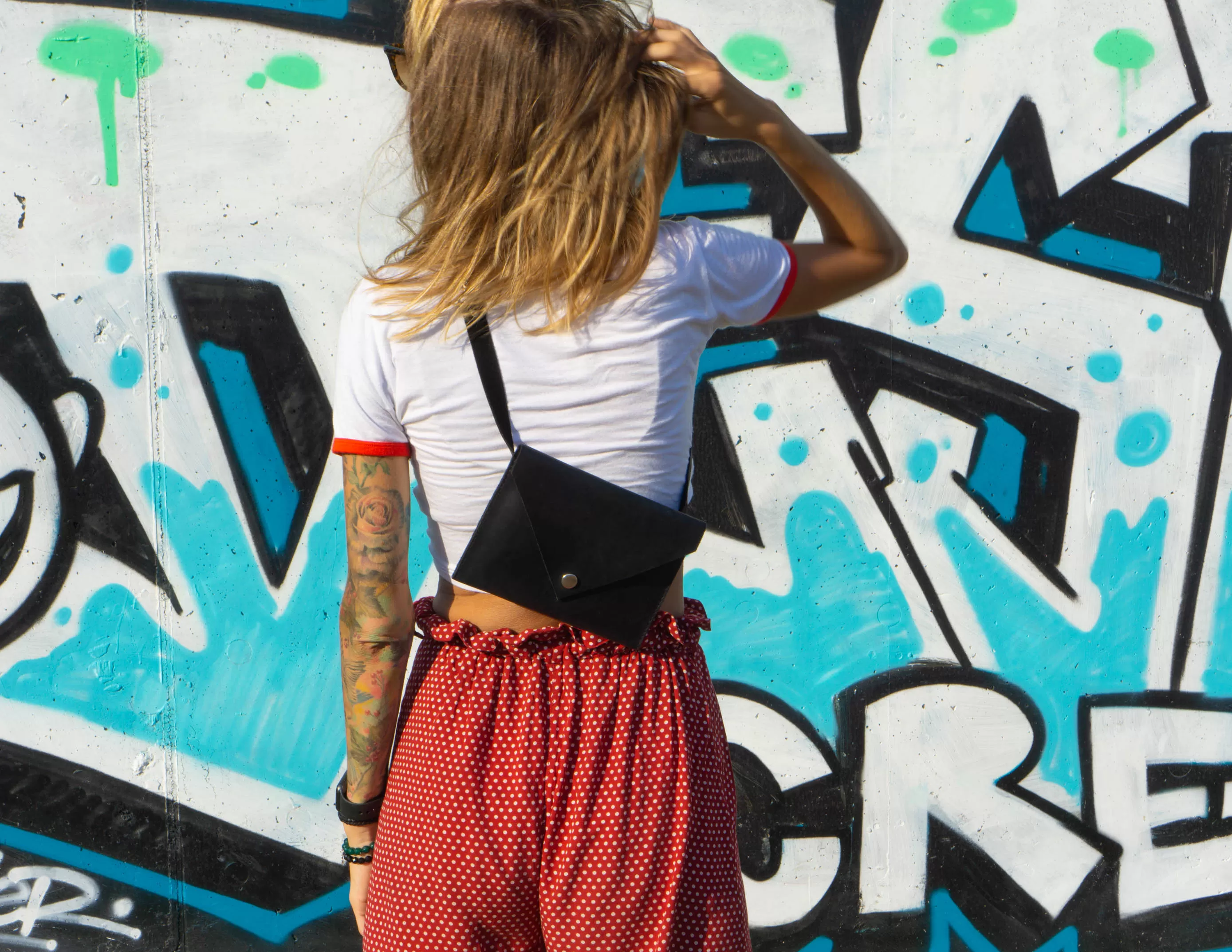 Minimalist Leather Bag | Envelope Waist Fanny pack | Handcrafted