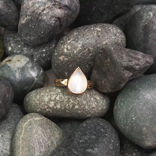 Moonstone Maxi Hammered Ring