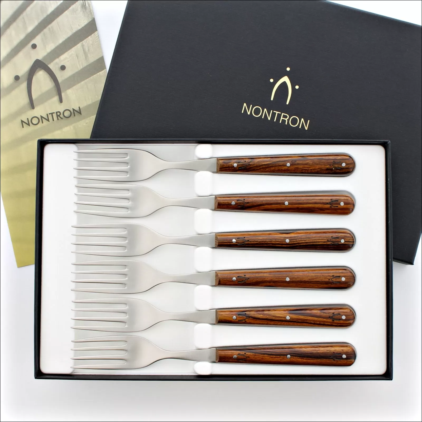 Nontron Steak Knives & Flatware Sets Ironwood