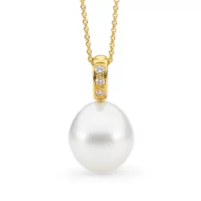 Pave Diamond Pearl Pendant