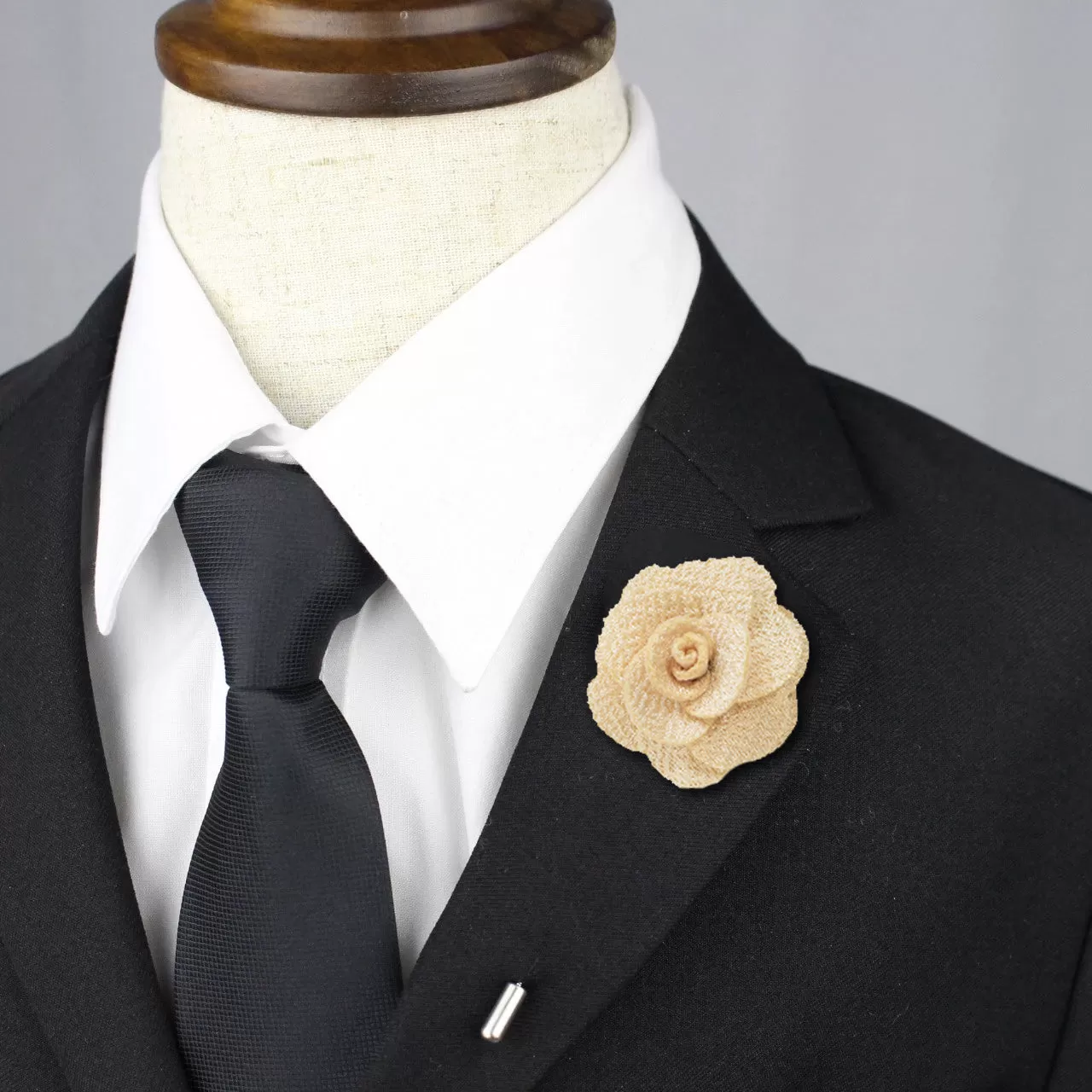 Petal Lapel Pin - Ivory