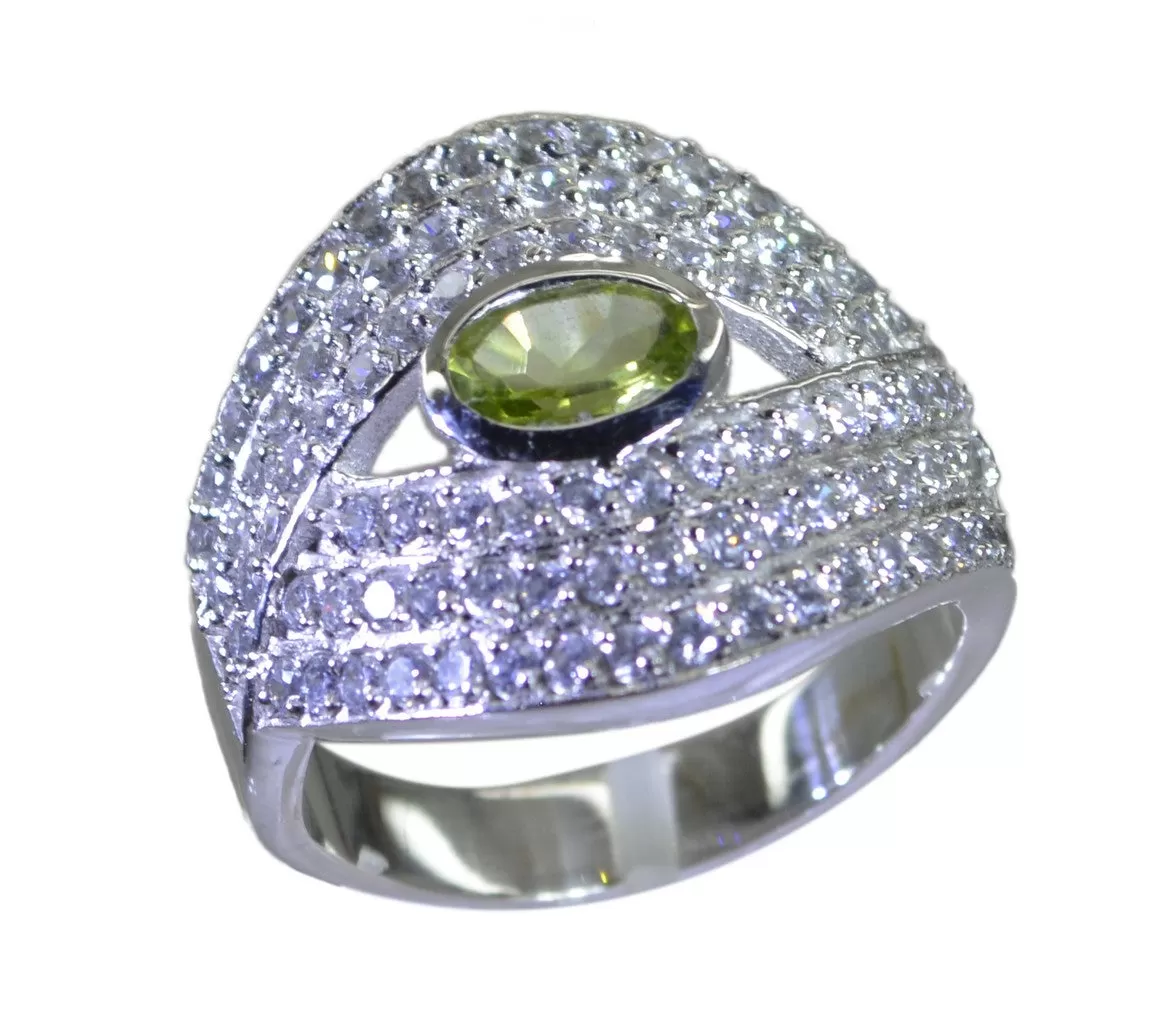 Pulchritudinous Gemstone Peridot Solid Silver Ring Friendship Jewelry