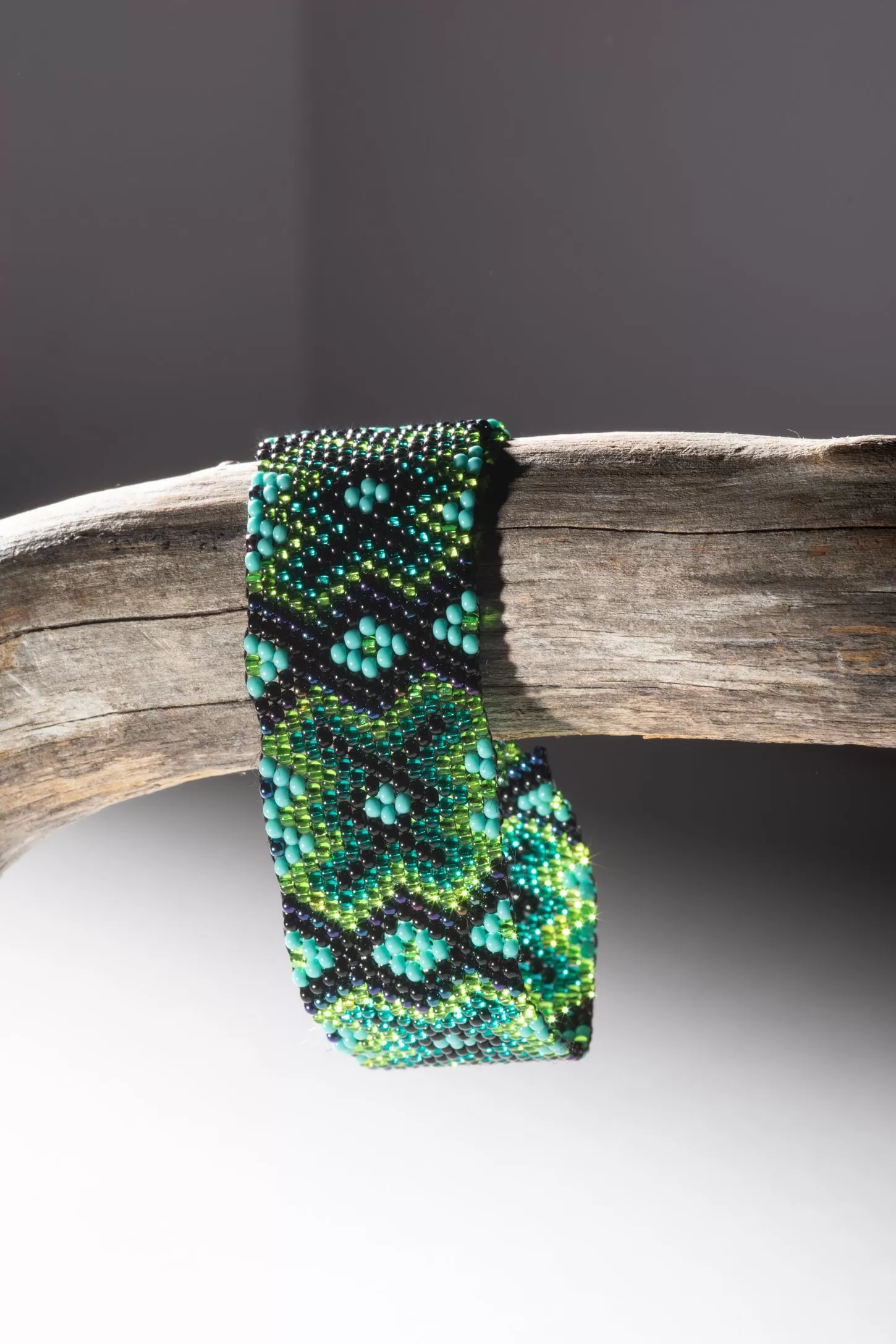 Tz'utujil Beaded Magnetic Bracelet